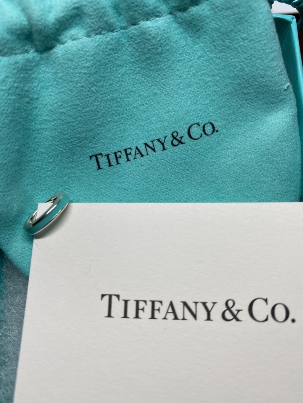 New Tiffany & Co oval blue enamel clasping ring RARE RETIRED - Picture 5 of 5